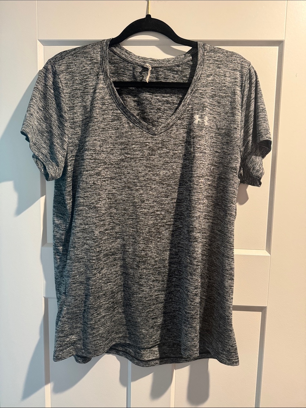 Women’s UA Vneck